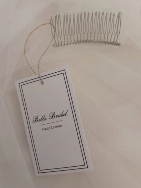 Royal Floral Lace Wedding Veil
